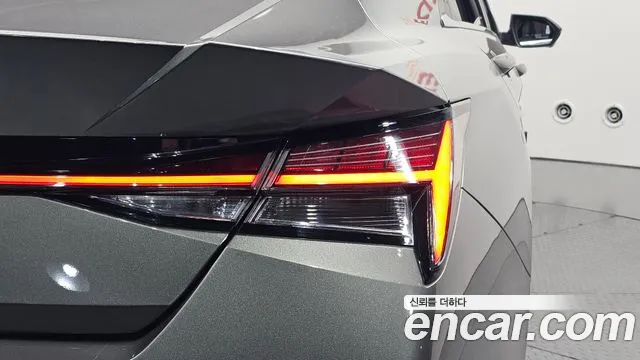 Hyundai Avante CN7 — Фото автомобиля 8