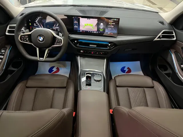 BMW 3 Series — Фото автомобиля 4