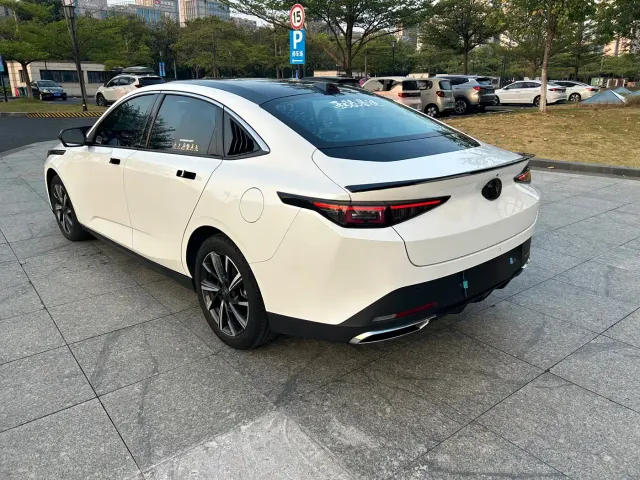 Changan Lamore — Фото автомобиля 16