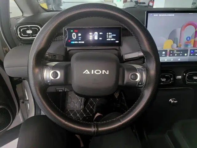GAC Aion UT — Фото автомобиля 10