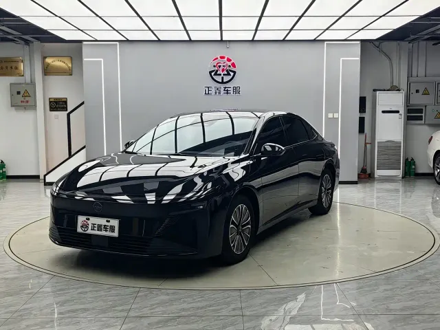 Фотография автомобиля — Nissan N6