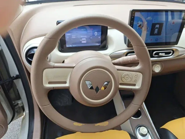 Wuling Hongguang Mini EV — Фото автомобиля 10