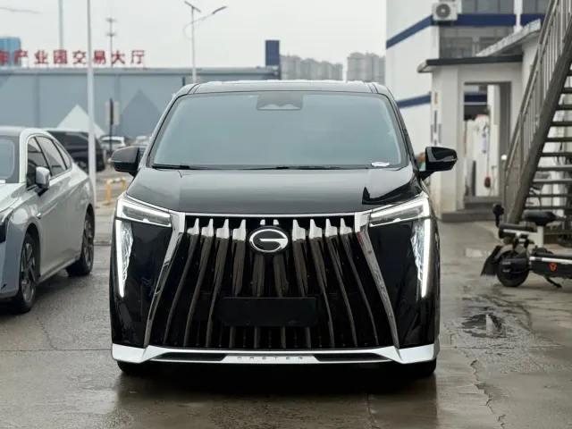 GAC Trumpchi E9 — Фото автомобиля 2