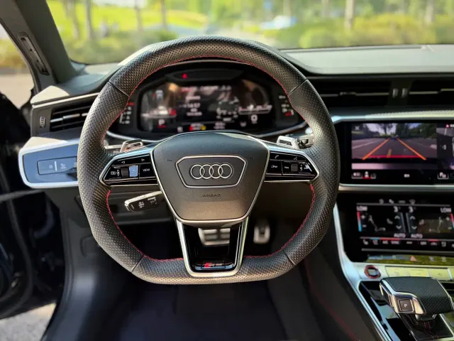 Audi RS 6 — Фото автомобиля 9