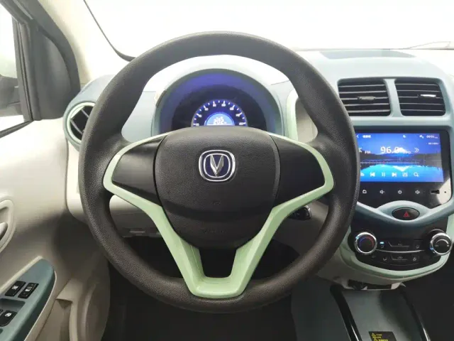 Changan Benben E-Star — Фото автомобиля 11