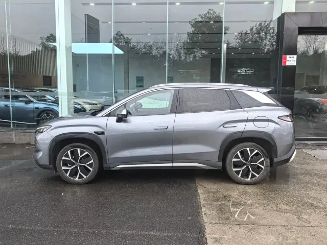 BYD Song L DM-i — Фото автомобиля 3