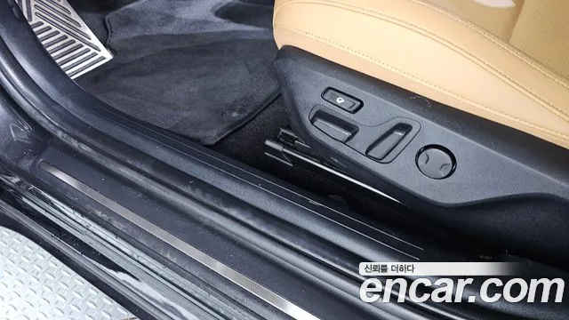 Kia EV6 — Фото автомобиля 22