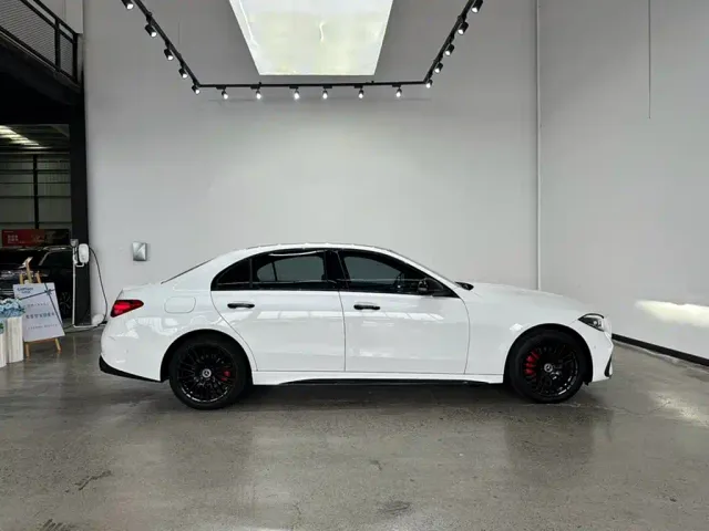 Mercedes-Benz C-Class — Фото автомобиля 13