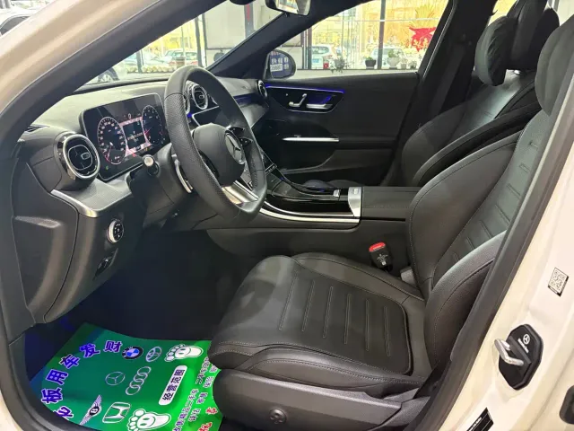 Mercedes-Benz C-Class — Фото автомобиля 4