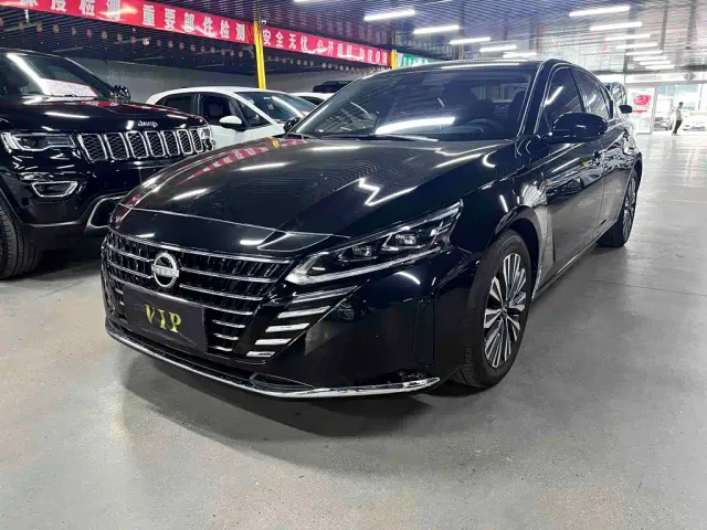 Фотография автомобиля — Nissan Teana