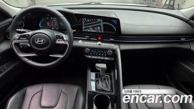 Hyundai Avante CN7 — Фото автомобиля 10