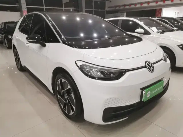 Volkswagen ID.3 — Фото автомобиля 3