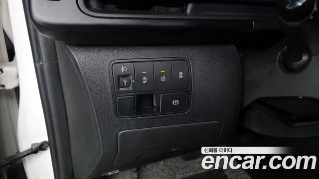 Hyundai Staria Staria Карго 5 мест — Фото автомобиля 19