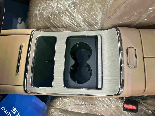 GAC Trumpchi E8 — Фото автомобиля 10