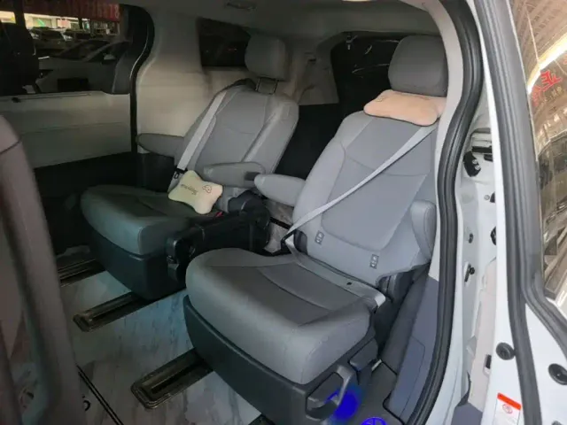Toyota Granvia — Фото автомобиля 16