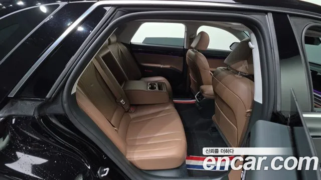 Hyundai Grandeur GN7 — Фото автомобиля 17