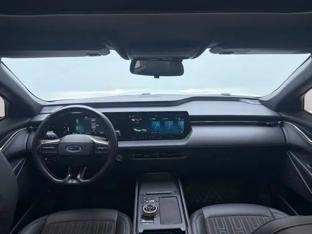 Ford Mondeo — Фото автомобиля 16
