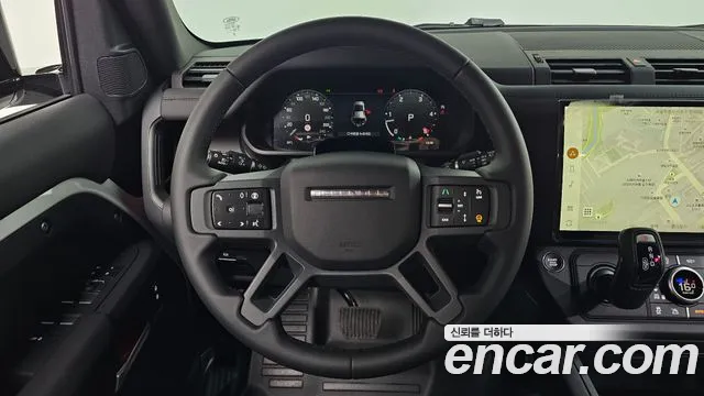 Land Rover Defender — Фото автомобиля 15