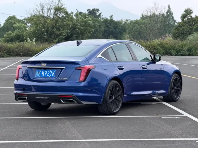 Cadillac CT5 — Фото автомобиля 10