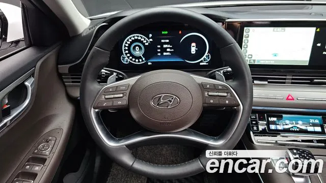 Hyundai Grandeur Новый Grandeur IG — Фото автомобиля 10