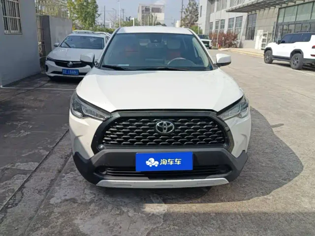 Toyota Corolla Cross — Фото автомобиля 2