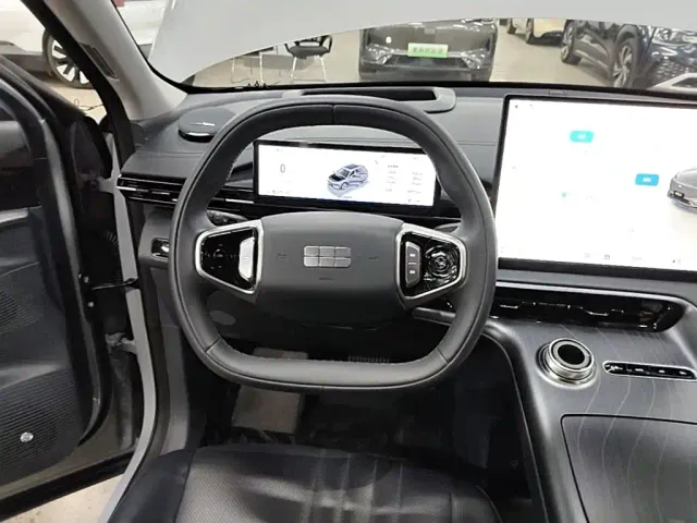 Geely Galaxy E5 — Фото автомобиля 10