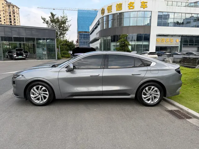 Ford Mondeo — Фото автомобиля 3