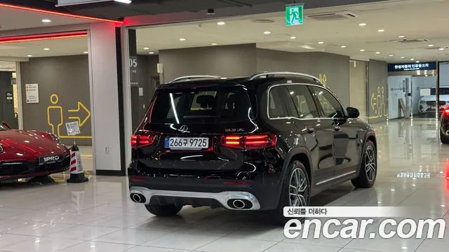 Mercedes-Benz GLB-Class — Фото автомобиля 3