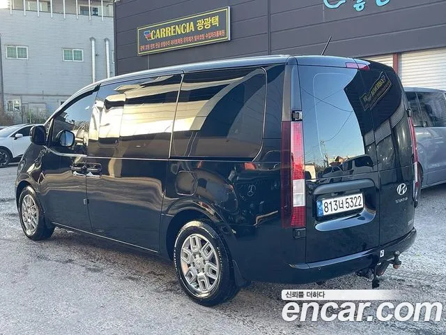 Hyundai Staria Staria Карго 5 мест — Фото автомобиля 3