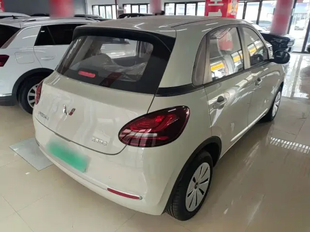 Wuling Bingo — Фото автомобиля 6