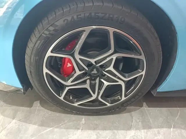 Hozon Neta GT — Фото автомобиля 22