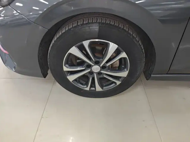 Changan Eado — Фото автомобиля 22