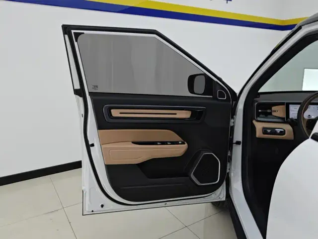 Geely ICON — Фото автомобиля 7
