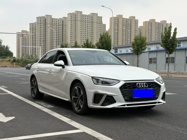 Audi Audi A4L 2022 40 TFSI Fashion Dynamic — Фото автомобиля 3