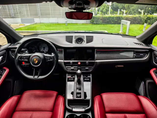 Porsche Macan — Фото автомобиля 18