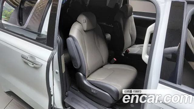 Kia Canival Новый Carnival 4 поколение Бензин 9 мест Noblesse — Фото автомобиля 9