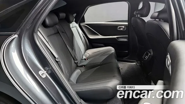 Hyundai Ioniq 6 — Фото автомобиля 11