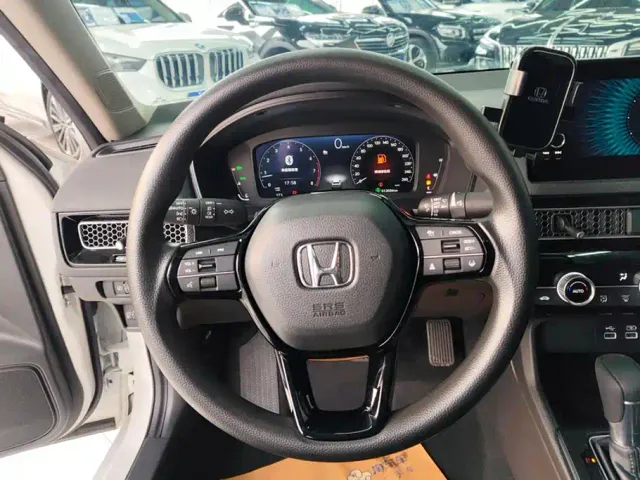 Honda Civic — Фото автомобиля 15
