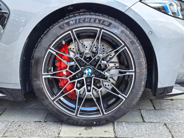 BMW M3 — Фото автомобиля 4