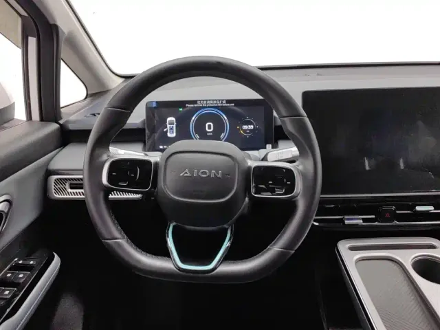GAC Aion Y — Фото автомобиля 11