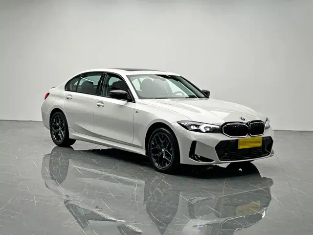 BMW 3 Series — Фото автомобиля 8
