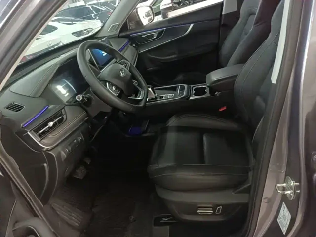 Chery Tiggo 8 — Фото автомобиля 14
