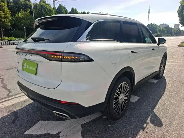 Chery Tiggo 8L — Фото автомобиля 6