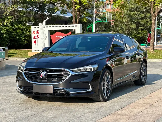 Фотография автомобиля — Buick LaCrosse
