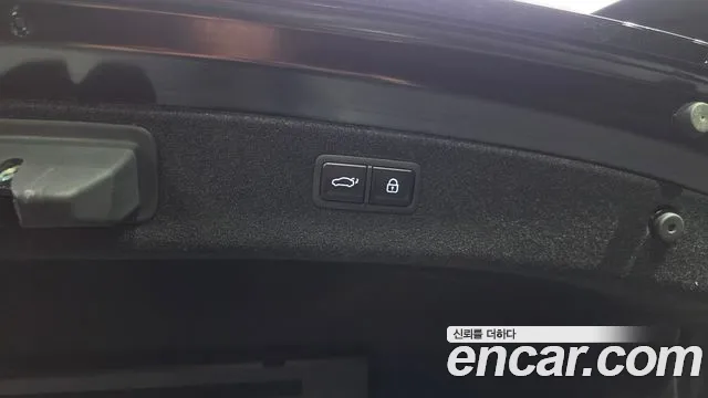 Genesis G80 Бензин 2.5 турбо AWD — Фото автомобиля 25
