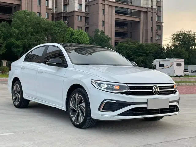 Volkswagen Bora — Фото автомобиля 3