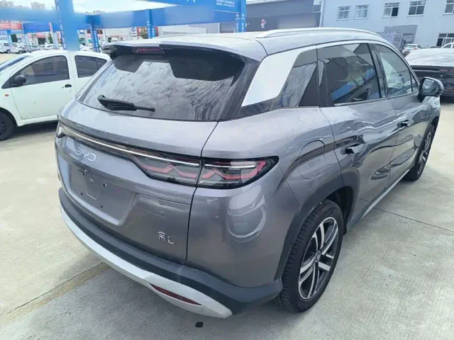 BYD Song L DM-i — Фото автомобиля 6