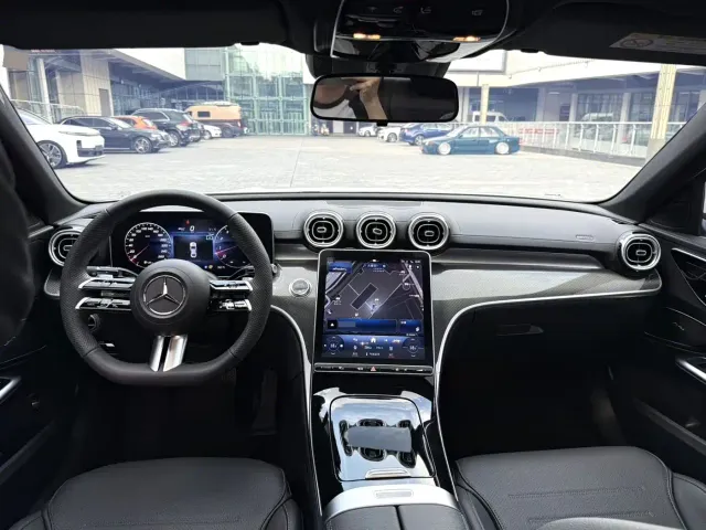 Mercedes-Benz C-Class — Фото автомобиля 4