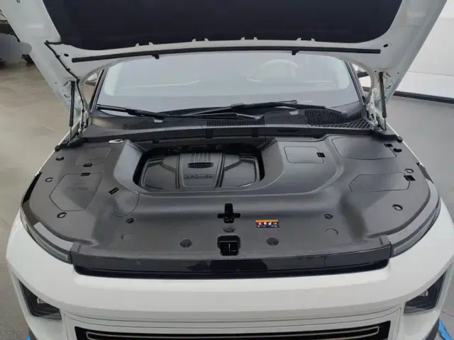Geely ICON — Фото автомобиля 10