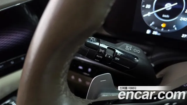 Kia Canival Carnival 4 поколение Бензин 9 мест Hi-Limousine — Фото автомобиля 15
